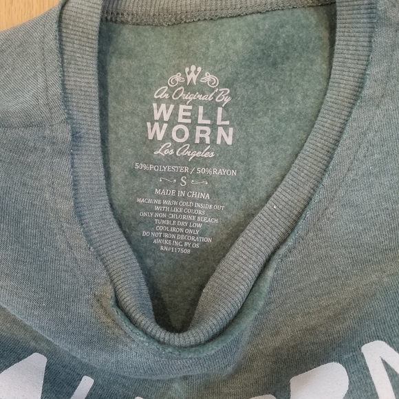 Well‎ Worn Los Angeles Sweatshirt - Picture 6 of 6